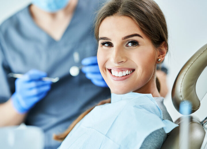 Dental Implants in Umm Suqeim: Planning a Confident, Long-Term Smile